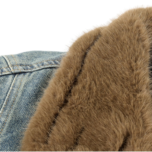 ヴィンテージ加工が施されたマイラードデニムジャケットの生地の風合い