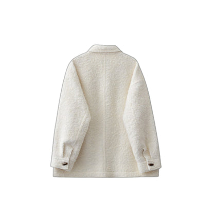 Vintage Wool Toggle Coat バックスタイル。後ろ姿まで抜かりなく可愛い、洗練された仕立て。