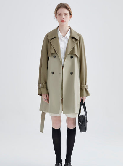 COLOR COMBINING TRENCH COAT