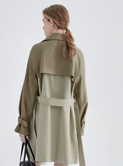 COLOR COMBINING TRENCH COAT