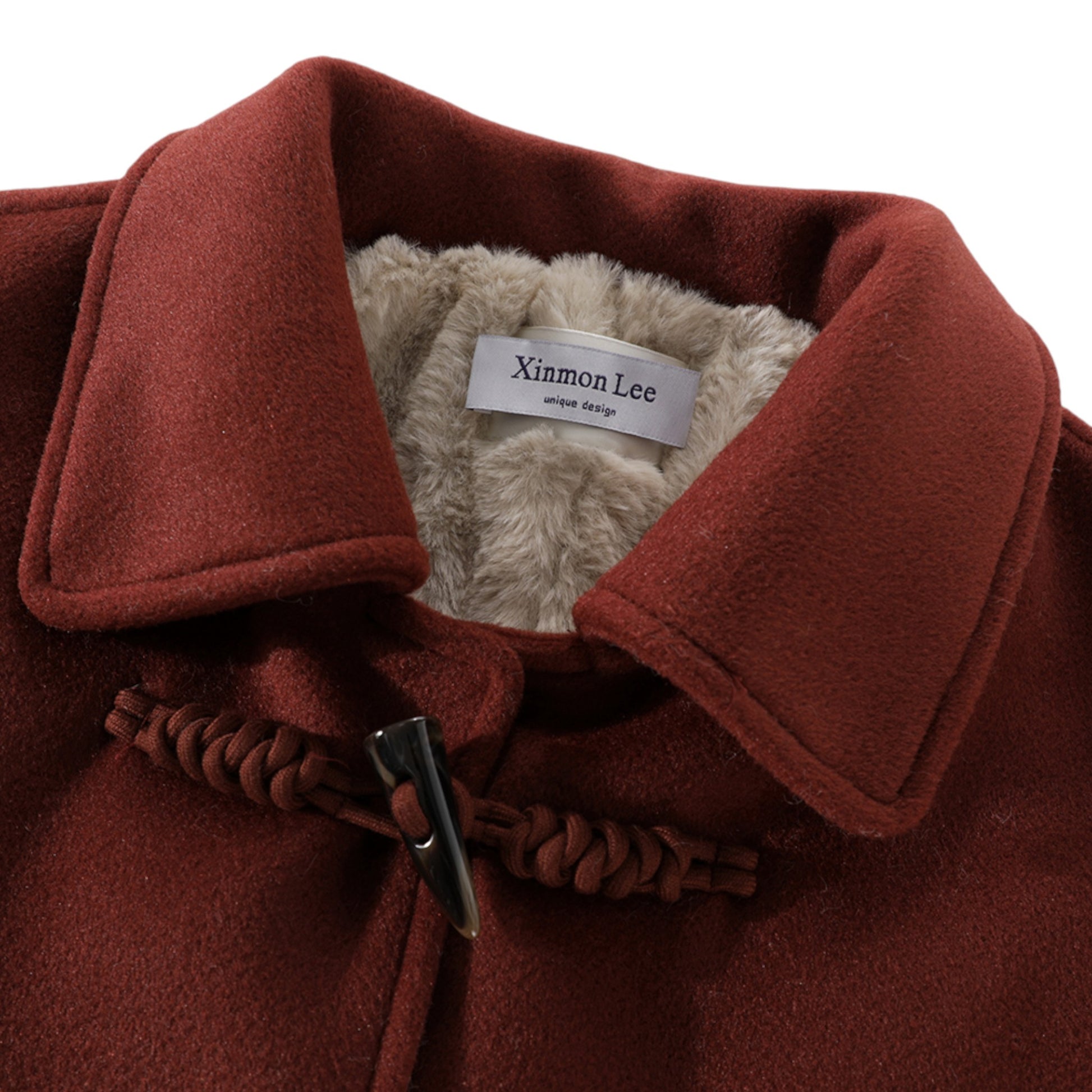 「Premium Wool Texture - 高級素材の質感とステッチ詳細」