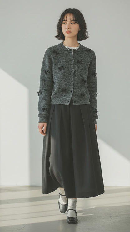 Balletcore Pleated Midi Skirt 正面全身 - ドラマチックなAラインシルエットの全貌