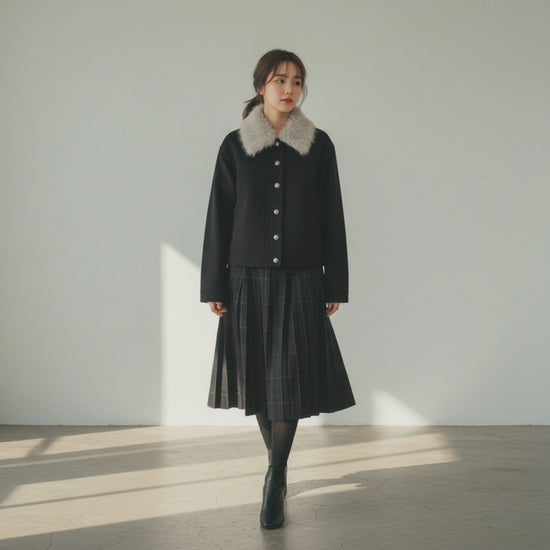 Suede Vintage Fur Jacket - 2026冬モデル 全身正面スタイル コーディネート