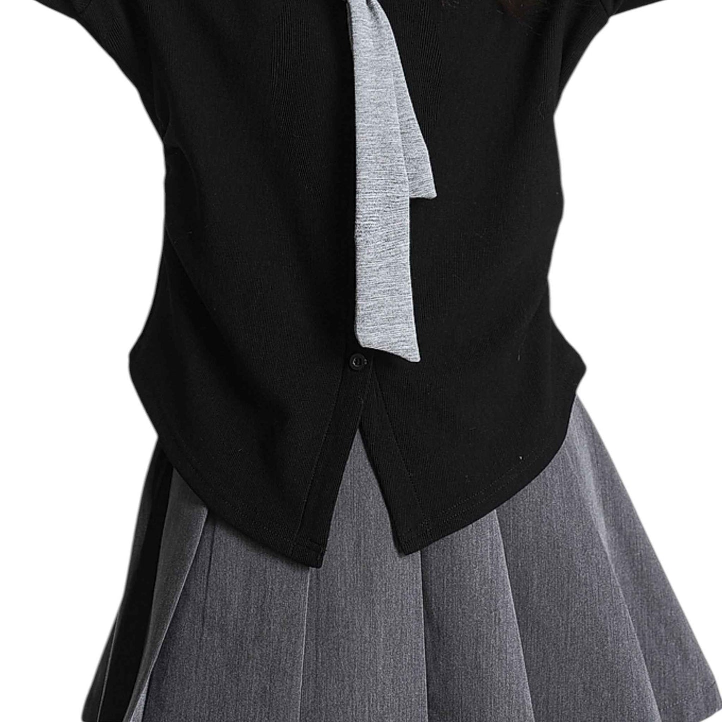 Elegant Layered-Look Knit | 重ね着風ニットカーディガン