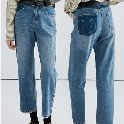 WIDE-LEG STRAIGHT JEANS