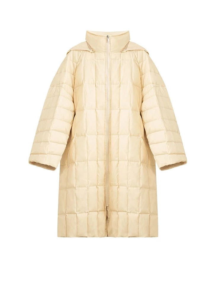 MEDIUM-LENGTH LIGHT DOWN COAT